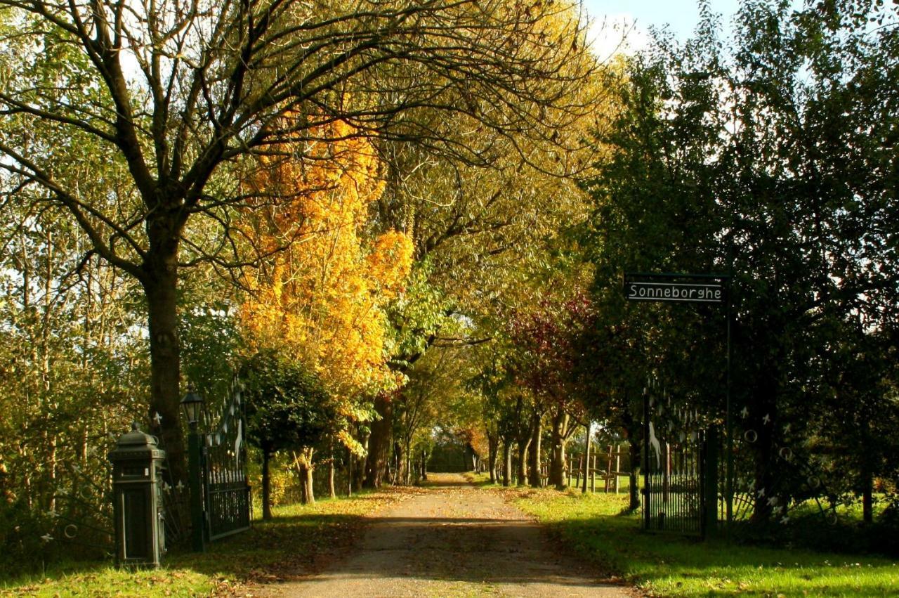 B&B Landgoed Sonneborghe Kollumerzwaag Bagian luar foto
