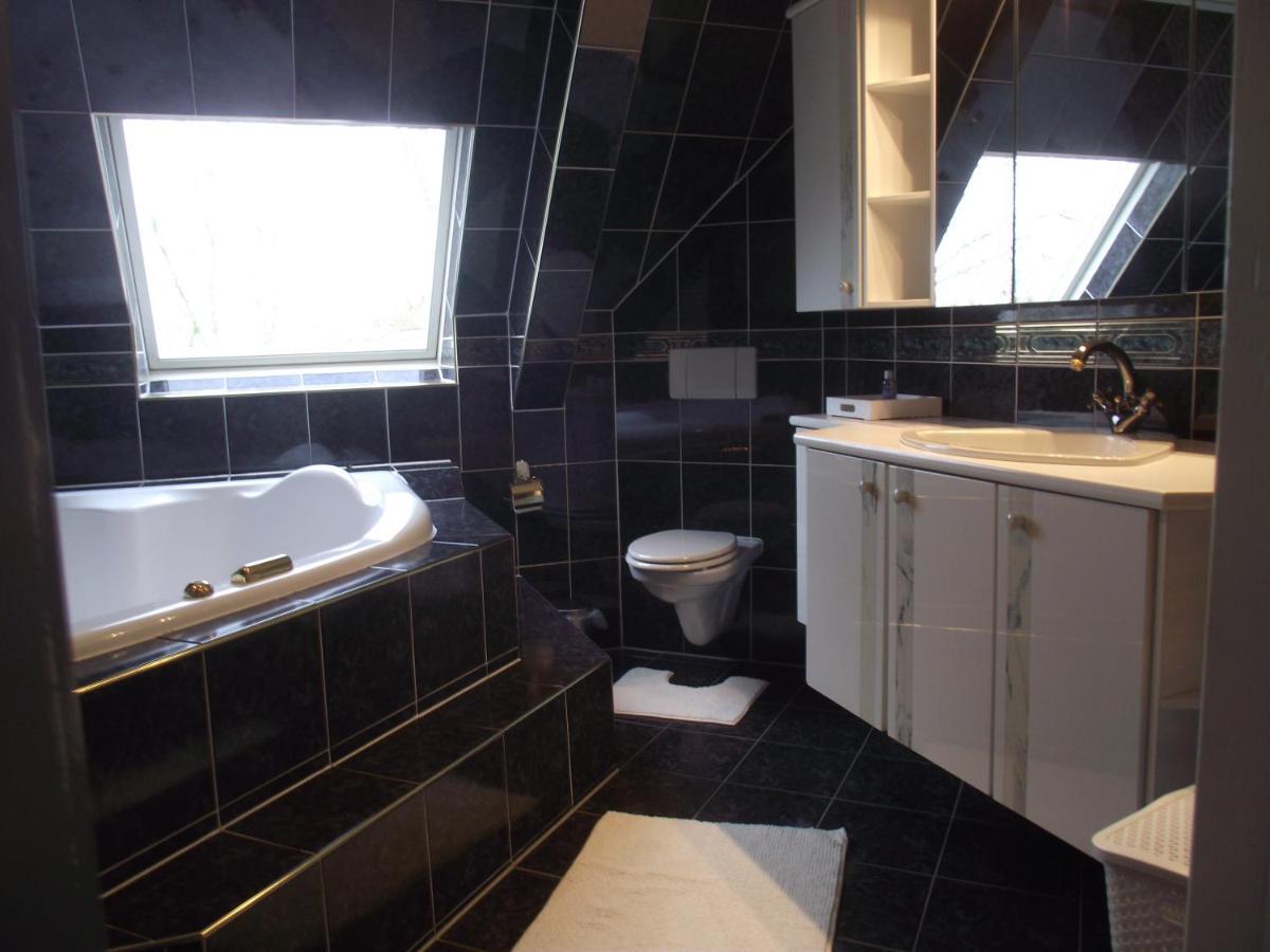 B&B Landgoed Sonneborghe Kollumerzwaag Bagian luar foto