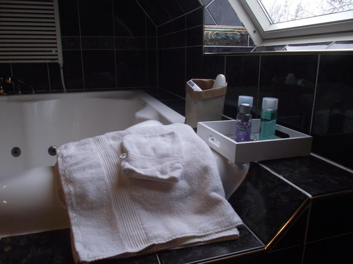 B&B Landgoed Sonneborghe Kollumerzwaag Bagian luar foto